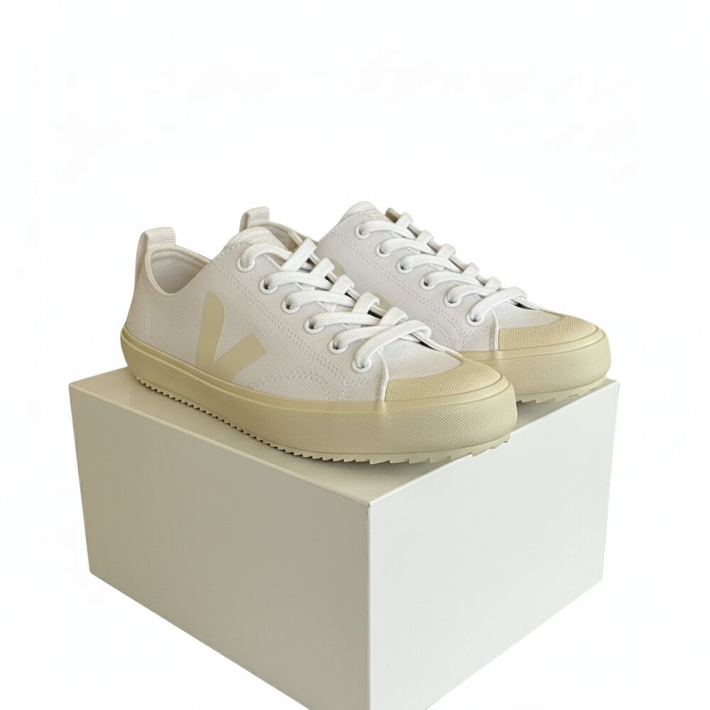 VEJA Nova White Sneakers Size 7